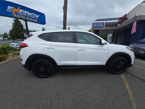Used 2017 Hyundai Tucson SE FWD image 8