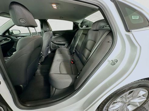 Used 2024 Chevrolet Malibu LT image 33