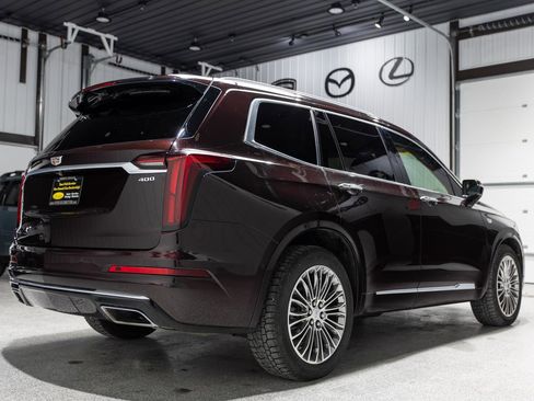 Used 2020 Cadillac XT6 Premium Luxury w/ Platinum Package image 6