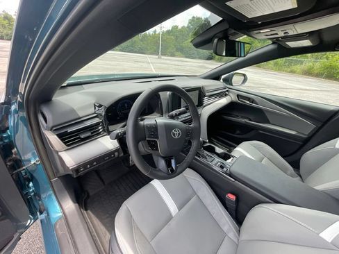 Used 2026 Toyota Camry SE w/ Convenience Package FWD image 16
