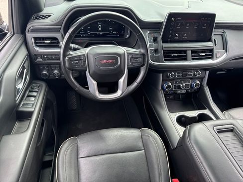Used 2023 GMC Yukon SLT image 15
