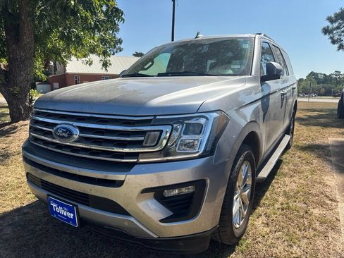 Used 2021 Ford Expedition XLT RWD image 6