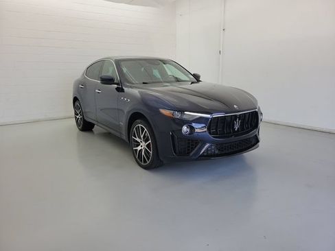 Used 2019 Maserati Levante GranSport AWD/4WD image 4