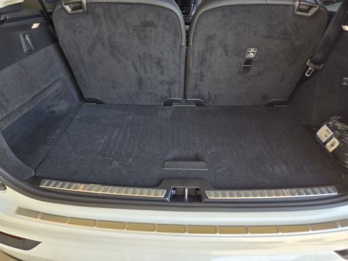 New 2026 Volvo XC90 B6 Ultra image 35