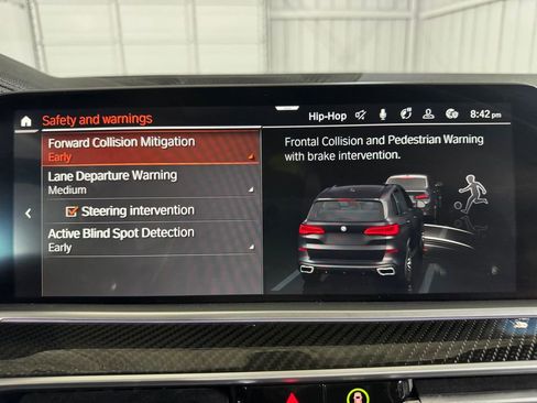 Used 2023 BMW X5 M50i w/ Executive Package image 35