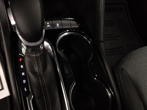 Used 2025 Buick Encore GX Preferred image 20