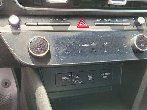 Used 2024 Hyundai Sonata SEL FWD image 27