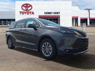New 2025 Toyota Sienna XLE