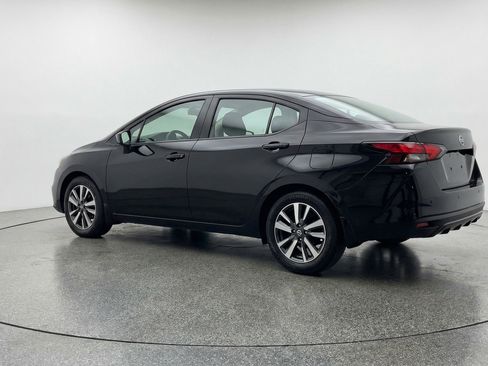 Used 2025 Nissan Versa SV image 6