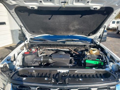 Used 2022 Chevrolet Silverado 2500 LT w/ Convenience Package image 19