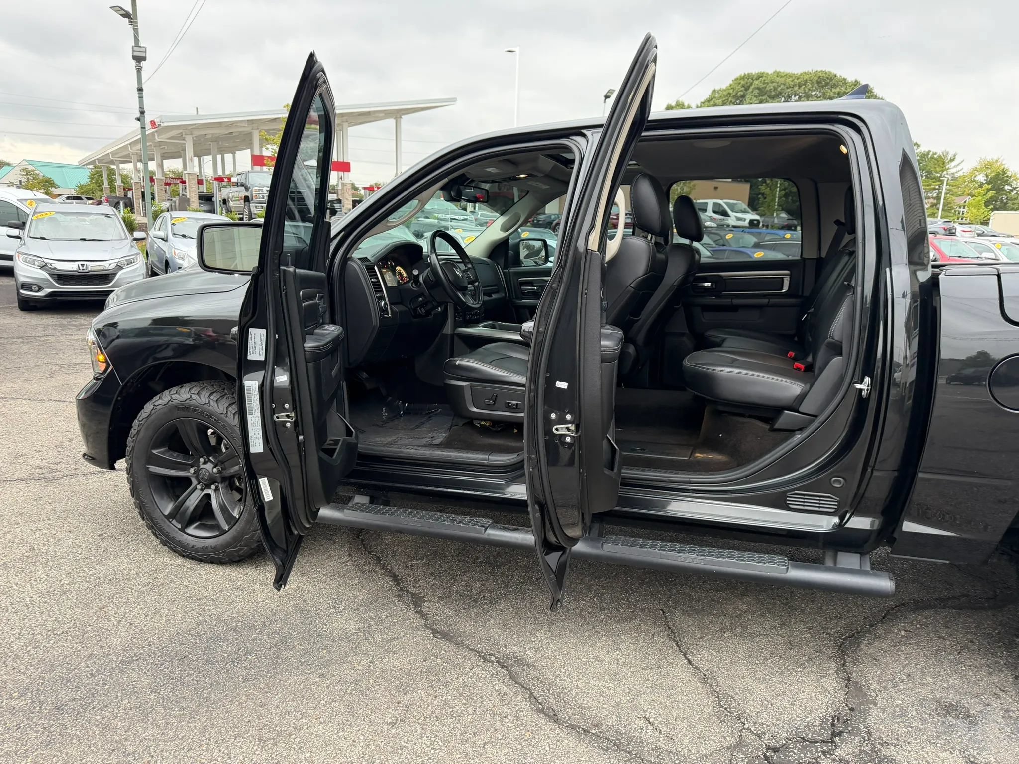 Used 2017 RAM 1500 Sport w/ Convenience Group AWD/4WD image 11