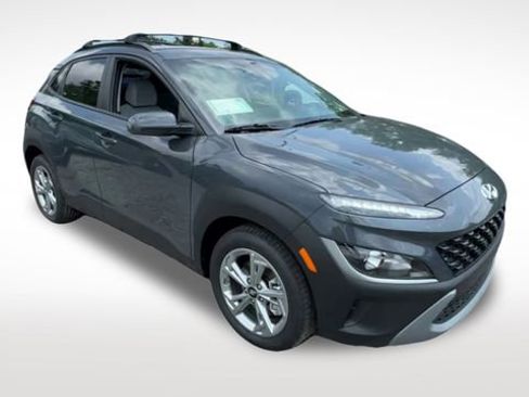 Used 2023 Hyundai Kona SEL image 2
