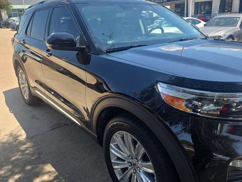 Used 2020 Ford Explorer Limited RWD image 11