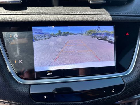 Used 2023 Cadillac XT5 Premium Luxury FWD image 11