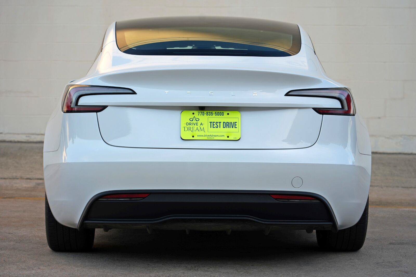 Used 2024 Tesla Model 3 Long Range RWD image 11