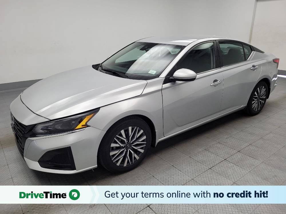 Used 2023 Nissan Altima 2.5 SV FWD image 1