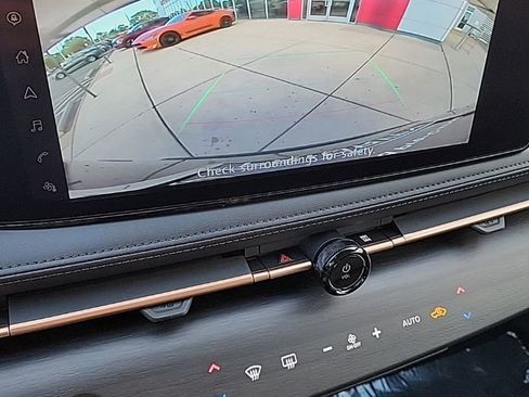 Certified 2023 Nissan Ariya FWD image 28