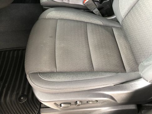 Used 2026 Chevrolet Silverado 1500 LT AWD/4WD image 18