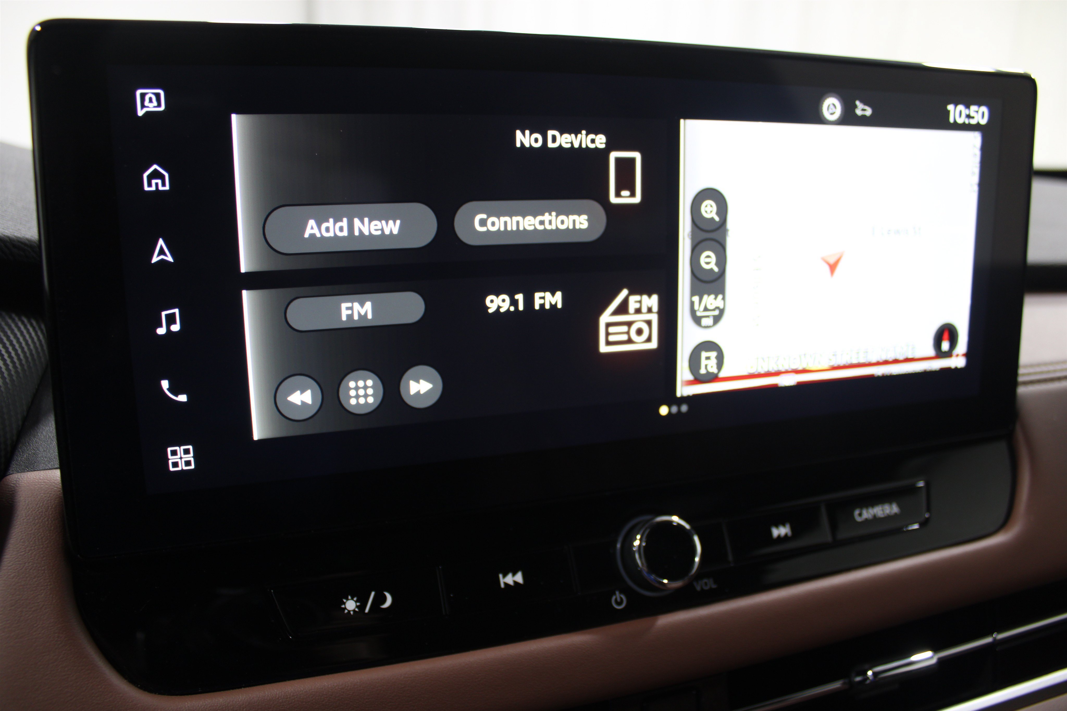 Used 2025 Mitsubishi Outlander AWD image 23