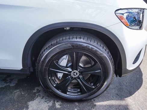 Used 2018 Mercedes-Benz GLC 300 4MATIC image 10