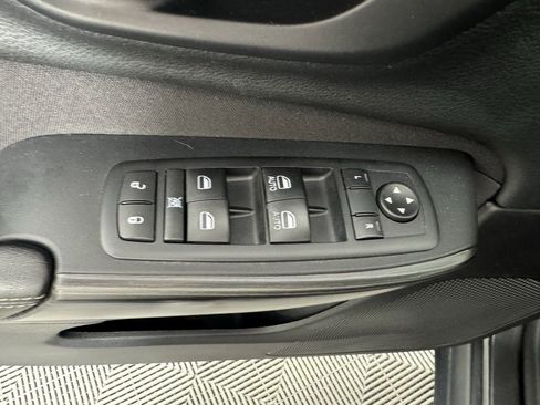 Used 2016 Jeep Cherokee Latitude image 6