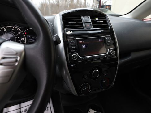 Used 2015 Nissan Versa Note SV image 19