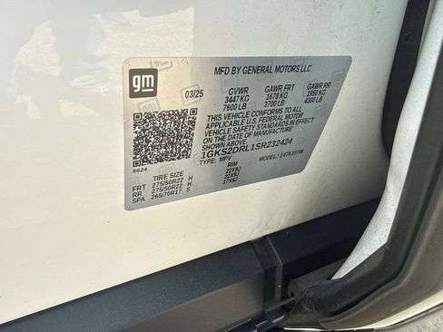 Used 2025 GMC Yukon Denali AWD/4WD image 41