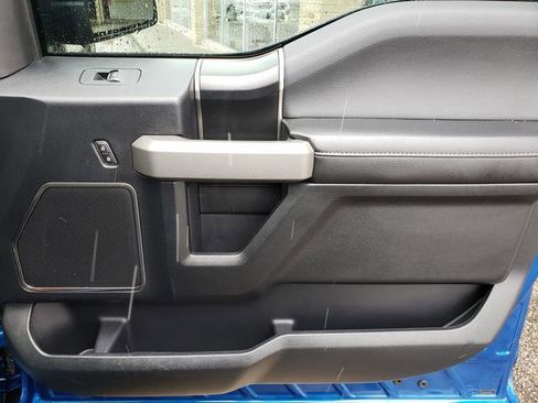 Used 2017 Ford F150 Raptor w/ Equipment Group 802A Luxury image 18