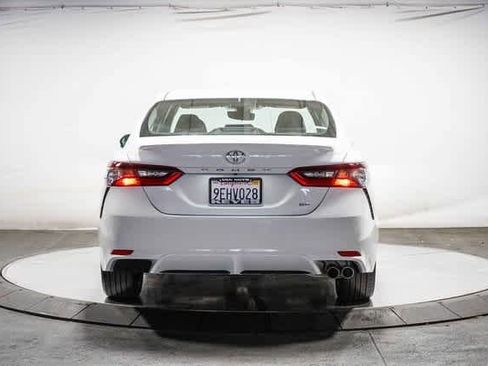 Certified 2023 Toyota Camry SE image 3