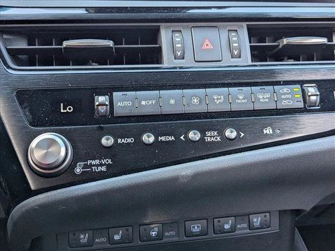 Used 2023 Lexus ES 350 Ultra Luxury image 13