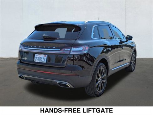 Used 2023 Lincoln Nautilus Reserve w/ Monochromatic Package image 5