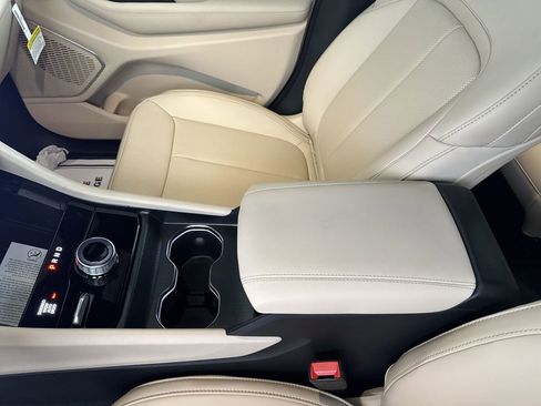 New 2025 Jeep Grand Cherokee L Limited w/ Luxury Tech Group II image 21