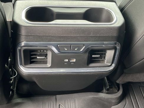 Used 2024 GMC Sierra 1500 SLT w/ SLT Premium Plus Package AWD/4WD image 17
