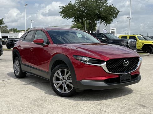 Used 2024 MAZDA CX-30 AWD 2.5 S w/ Preferred Package image 2