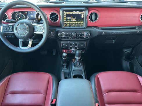 Used 2023 Jeep Wrangler Unlimited Rubicon 4xe image 10