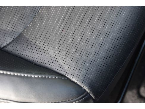 Used 2024 Kia Sorento S w/ Panoramic Sunroof Package image 31