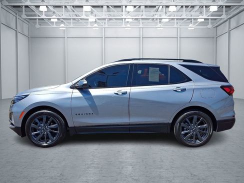 Certified 2023 Chevrolet Equinox RS FWD image 9