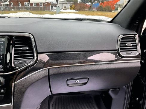 Used 2021 Jeep Grand Cherokee Trailhawk image 15