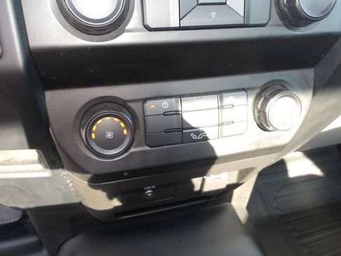 Used 2015 Ford F150 XL w/ Trailer Tow Package RWD image 11