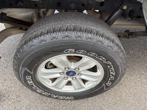 Used 2019 Ford F150 XLT AWD/4WD image 11