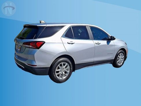 Used 2022 Chevrolet Equinox LT FWD image 8