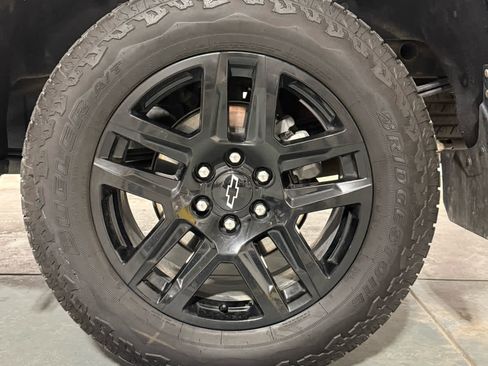 Certified 2025 Chevrolet Silverado 1500 RST w/ Z71 Off-Road Package image 10