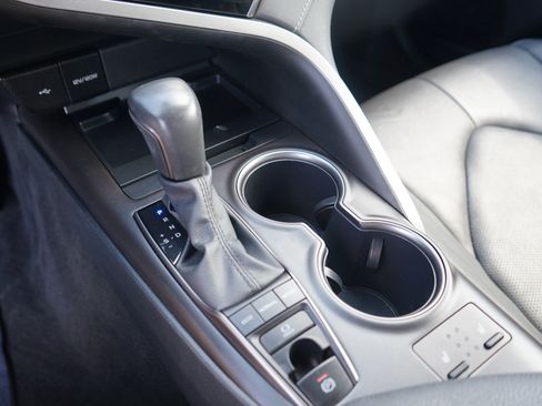 Used 2024 Toyota Camry XSE image 18