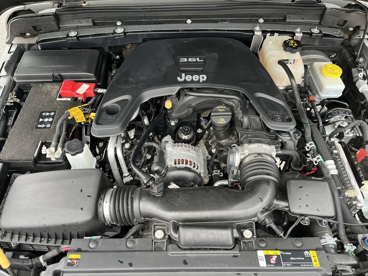 Used 2021 Jeep Wrangler Sport AWD/4WD image 35