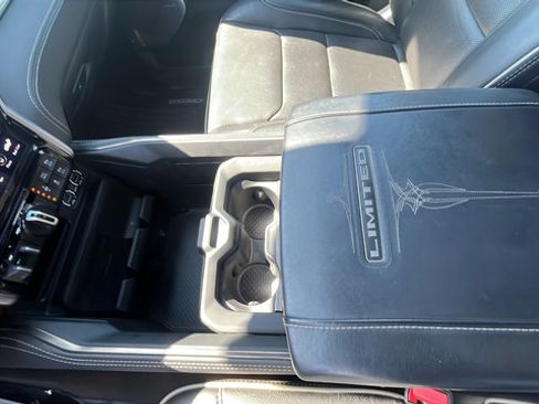 Used 2021 RAM 1500 Limited AWD/4WD image 17