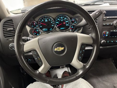 Used 2014 Chevrolet Silverado 2500 LT w/ Interior Plus Package image 29