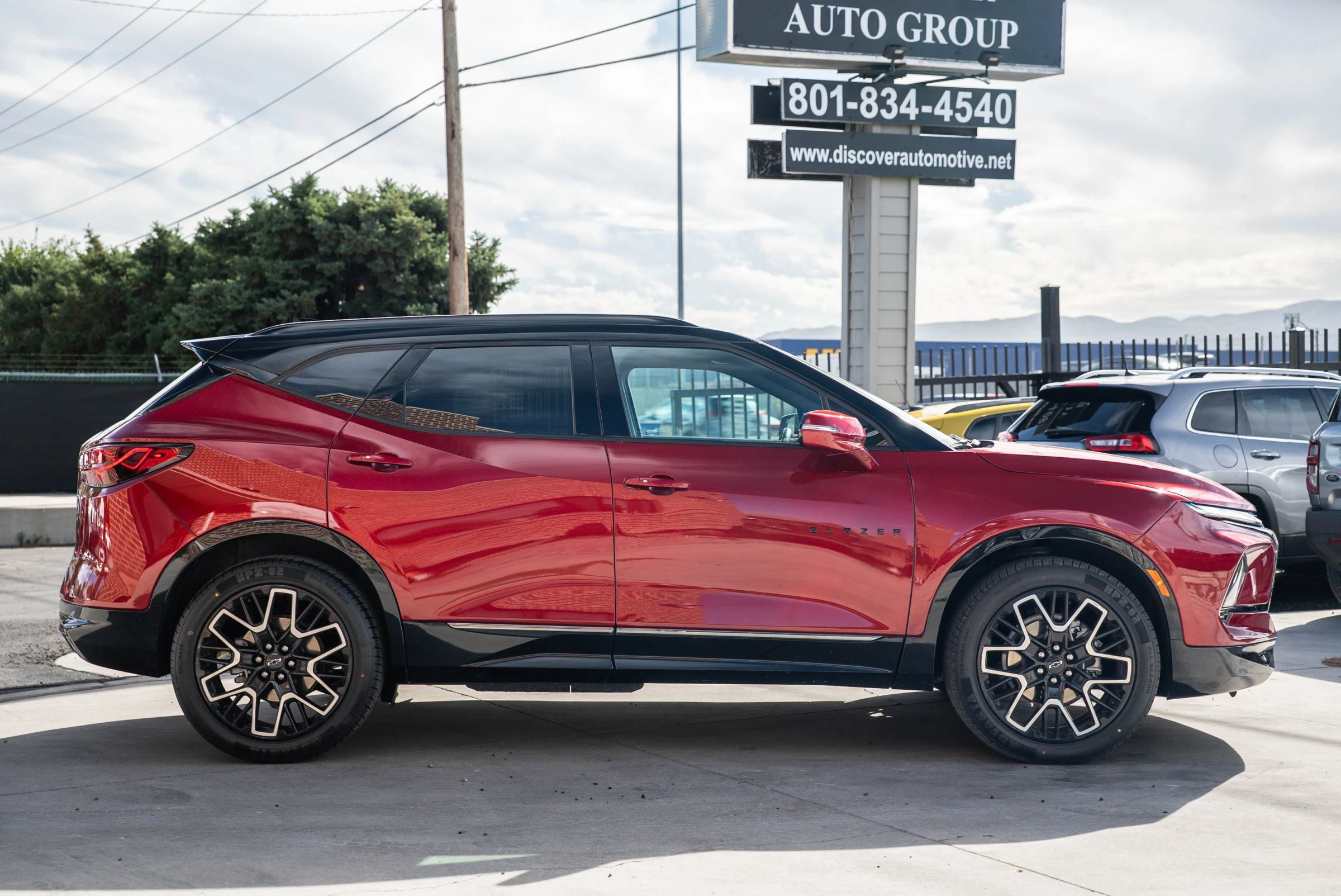 Used 2023 Chevrolet Blazer RS w/ Enhanced Convenience Package AWD/4WD image 11