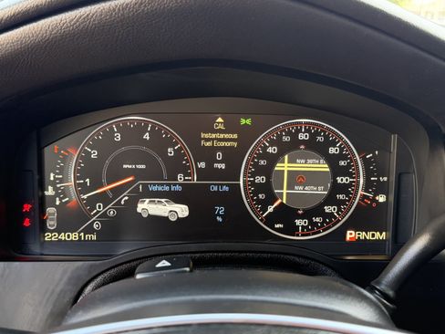Used 2015 Cadillac Escalade ESV Premium AWD/4WD image 39