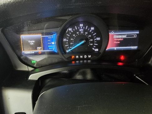 Used 2017 Ford Expedition XLT w/ Equipment Group 202A RWD image 38
