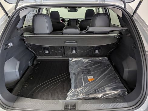 New 2025 Subaru Crosstrek 2.5i Limited w/ Popular Package #3A image 21